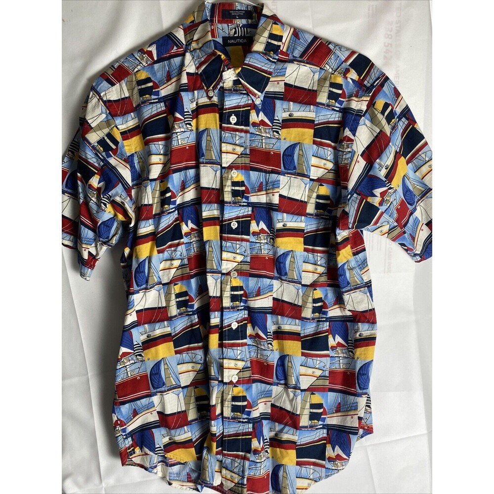Vintage Nautica Shirt Mens Size Large Button Up AOP Sailboats Hawaiian Y2K Retro